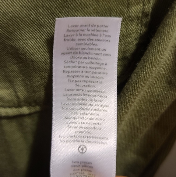 🎸3/$15 Sz5 Carter's dress - Picture 9 of 10